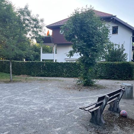 Entre Lac D'Annecy Et Montagnes, Golf Et Parapente A Pieds Talloires Pokój zdjęcie