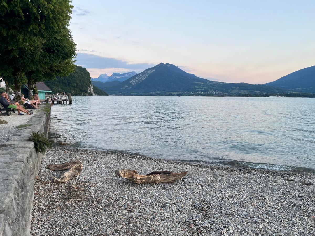Entre Lac D'Annecy Et Montagnes, Golf Et Parapente A Pieds Talloires Zewnętrze zdjęcie